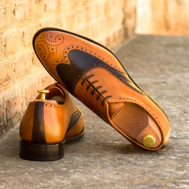 DapperFam Aeron in Cognac / Dark Brown Men's Italian Leather Full Brogue in #color_