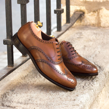 DapperFam Aeron in Med Brown Men's Italian Leather Full Brogue in #color_