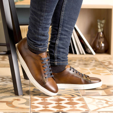 DapperFam Rivale in Med Brown Men's Italian Leather Trainer in #color_