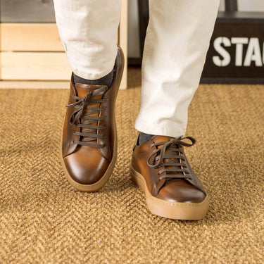 DapperFam Rivale in Med Brown Men's Italian Leather Trainer in #color_