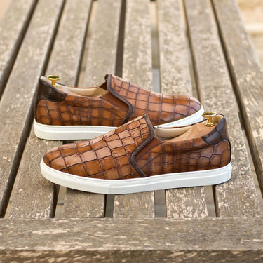 DapperFam Versado in Dark Brown / Med Brown Men's Italian Leather Slip On in #color_