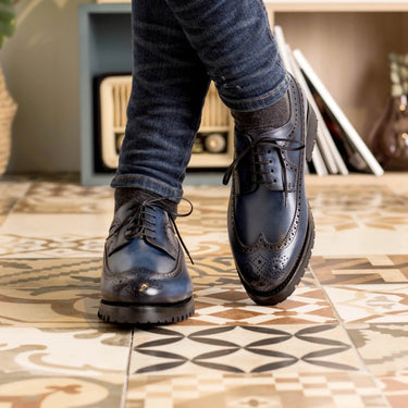 DapperFam Zephyr in Navy Men's Italian Leather Longwing Blucher in #color_